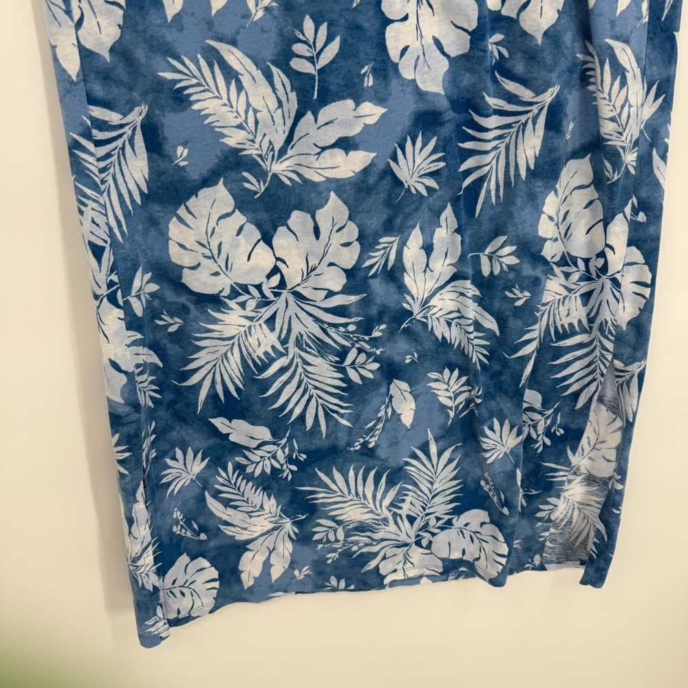 Ralph Lauren Blue and White Floral Dress - Picture 7 of 9